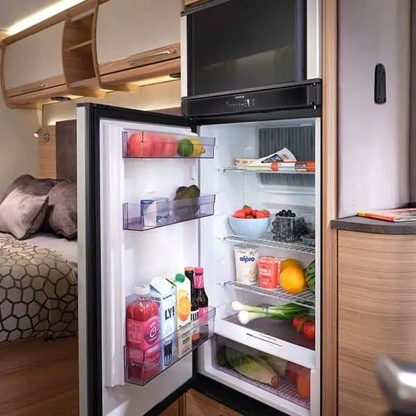 Image of the fridge compartment inside the Alicanto Grande Evora