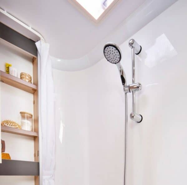Gloss white shower wet room with washroom storage cupboard inside the D4-4l